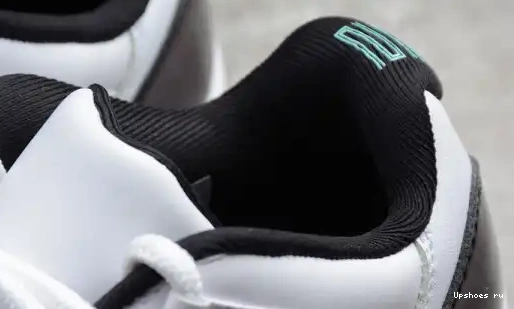 'Emerald' Jordan  Retro 528895-145 Low 528895-145 11 AIR 0507